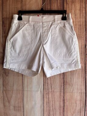 SPANX  6” inch Stretch Twill Shorts in Bright White Size Small
